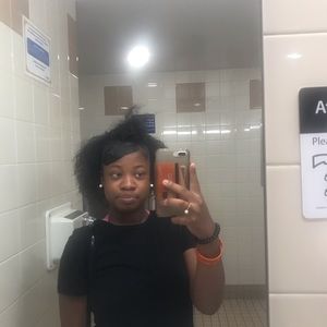 Meet your Posher, Trinity